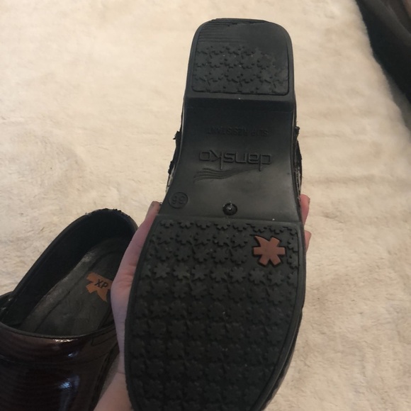Dansko Clogs Size 36 - Picture 13 of 14